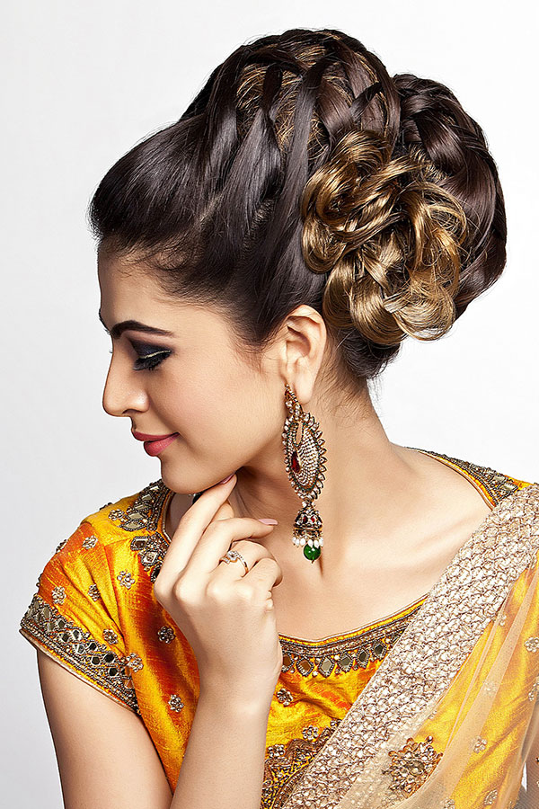 10 Stylish Hairstyles That Mature Women Can Carry Off Beautifully
